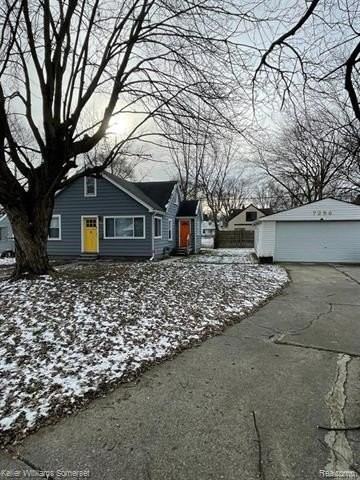 7256 Prospect Ave - Photo 2 of 22