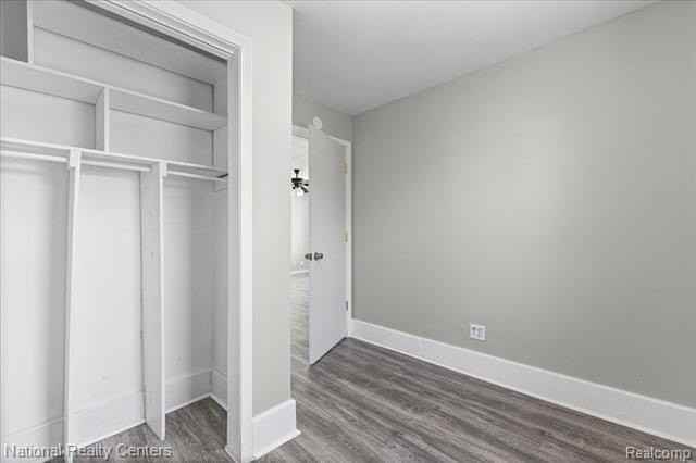 25357 Lawn St - Photo 6 of 12
