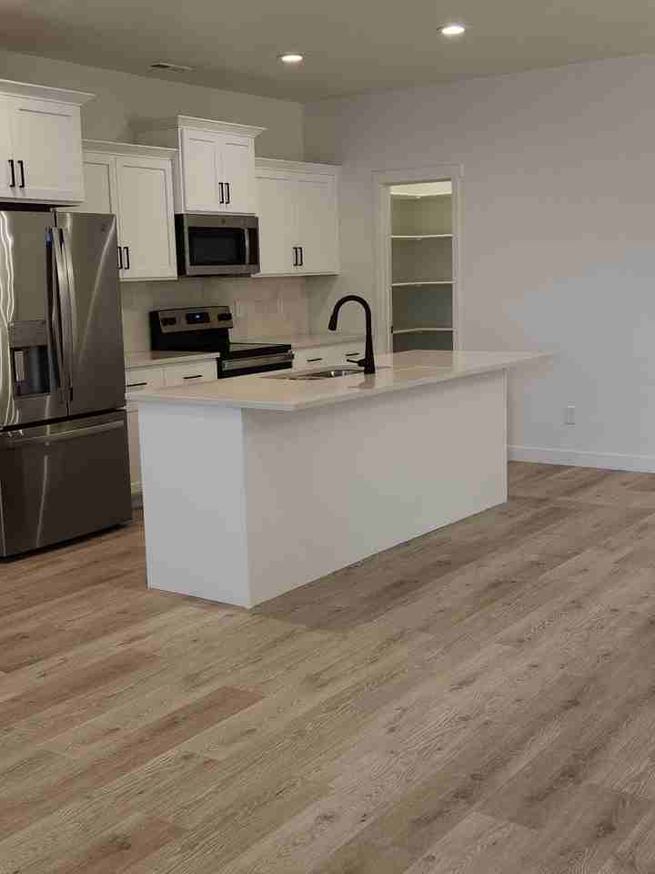 968 S 850 W #1 - Photo 2 of 50