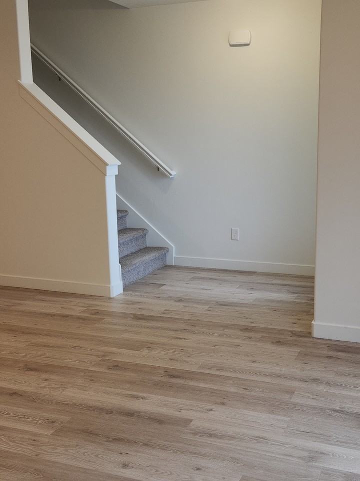 968 S 850 W #1 - Photo 4 of 50