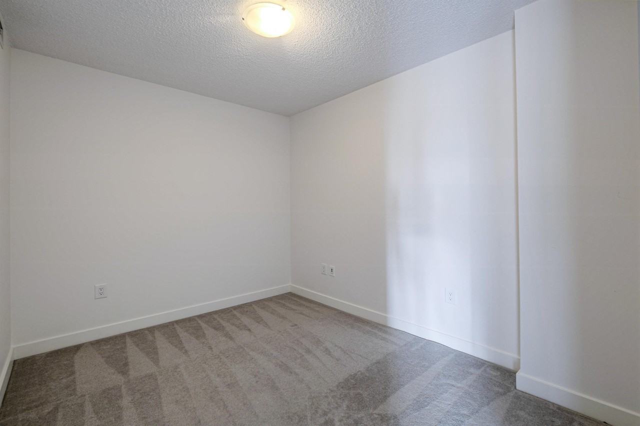 4 City Place #1721 - Photo 3 of 10