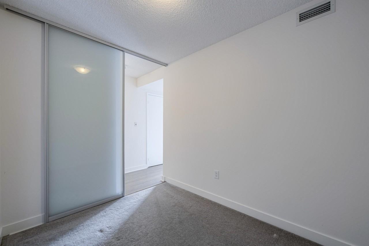 4 City Place #1721 - Photo 4 of 10