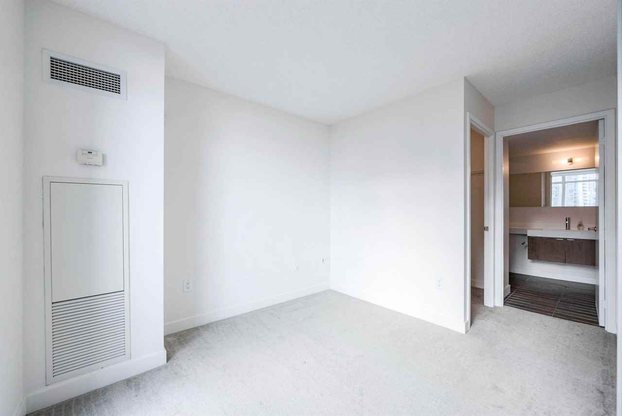 4 City Place #1721 - Photo 7 of 10
