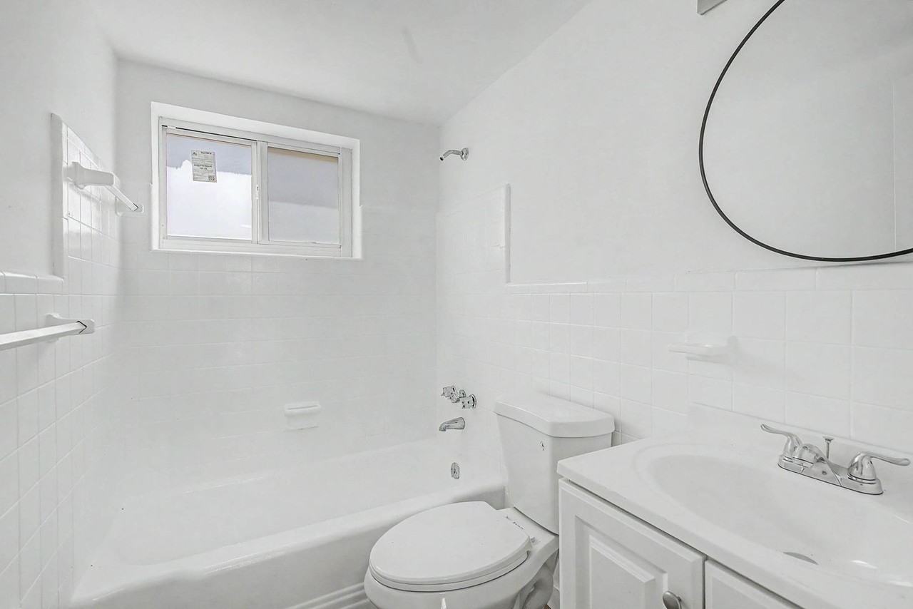 60 NW 79 LLC - Photo 7 of 45