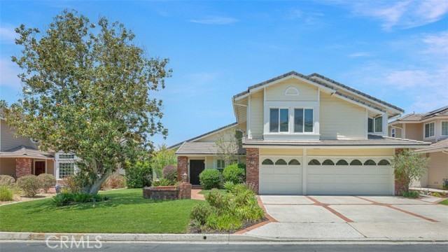 11 Pinewood Dr - Photo 2 of 30