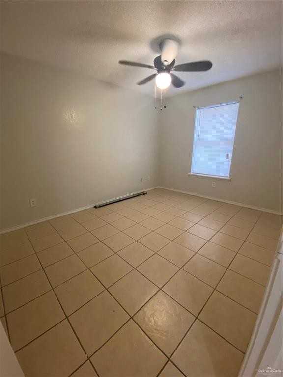 1500 Evergreen Ave - Photo 7 of 11