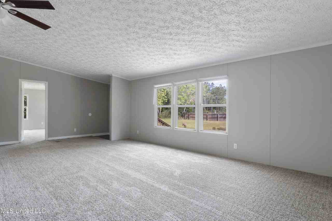 11612 Independence Rd - Photo 4 of 23