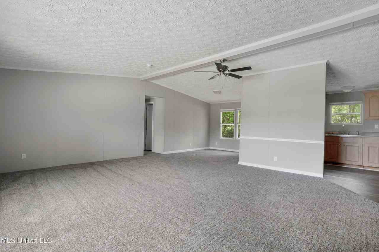 11612 Independence Rd - Photo 6 of 23