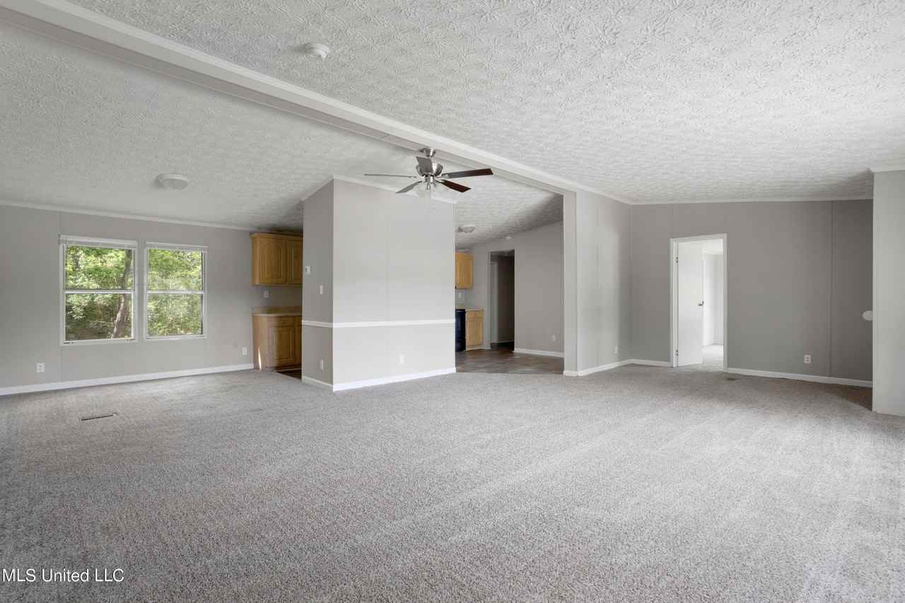 11612 Independence Rd - Photo 7 of 23