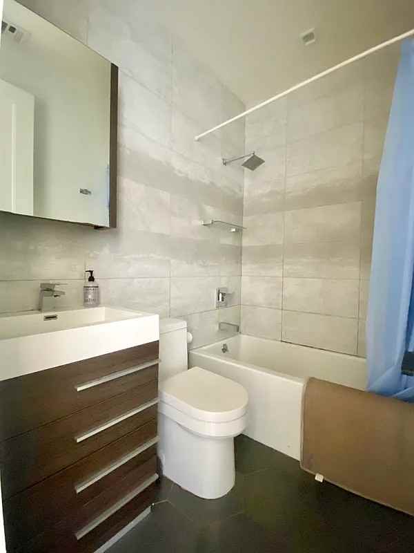 565 Evergreen Avenue #2 - Photo 5 of 6