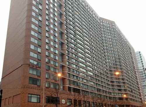 E Ohio St & N Michigan Ave - Photo 3 of 12