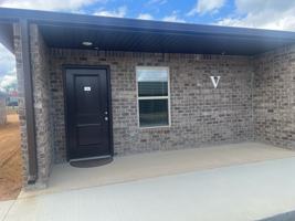 featured image of 204 Valley Oak Place #204