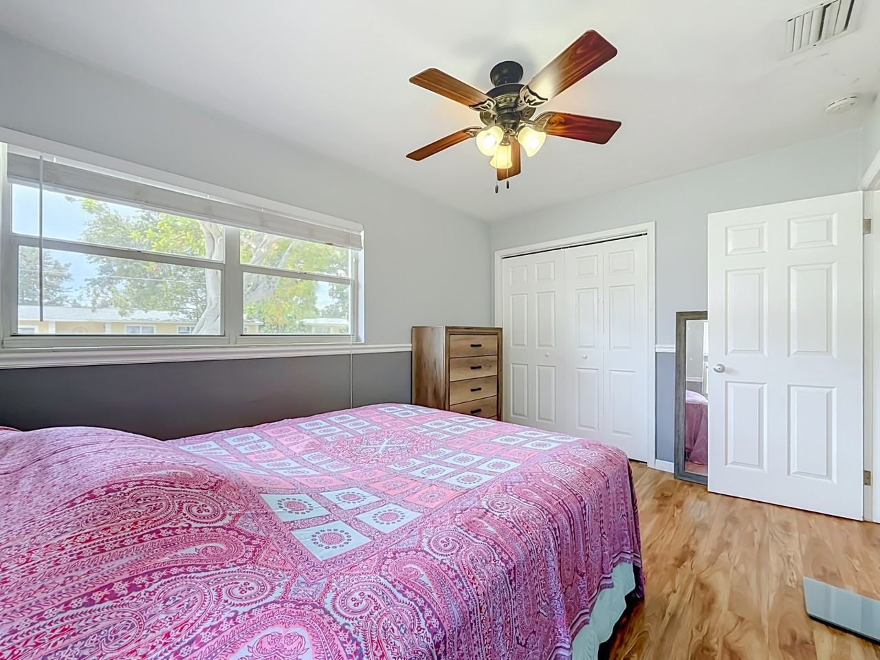 7290 17th St N #1 - Photo 4 of 32