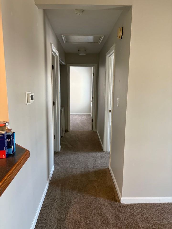 140 Haverford Ct - Photo 3 of 16