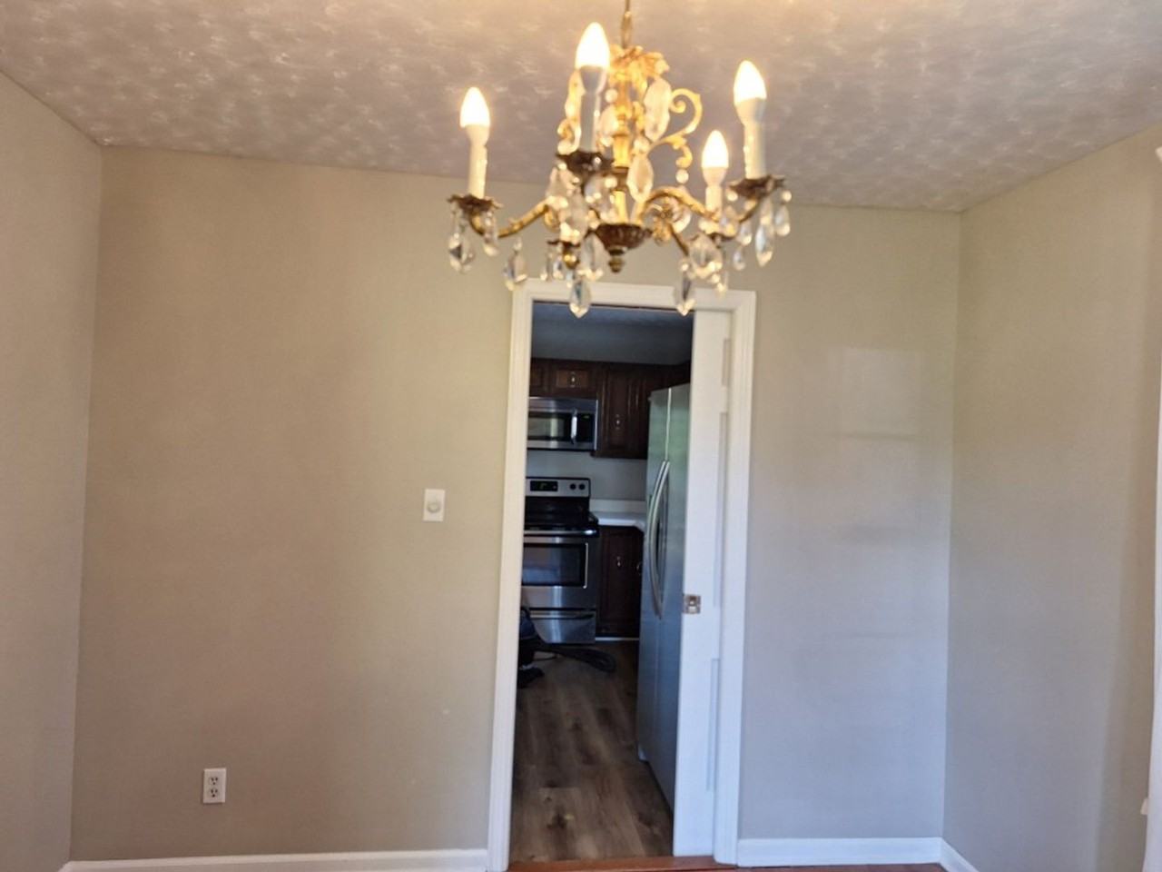 10831 Sonja Dr - Photo 6 of 50