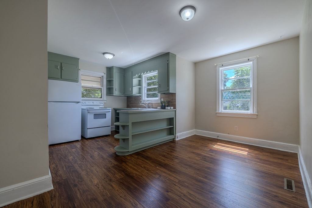 1A Callahan Ave #1 - Photo 3 of 10