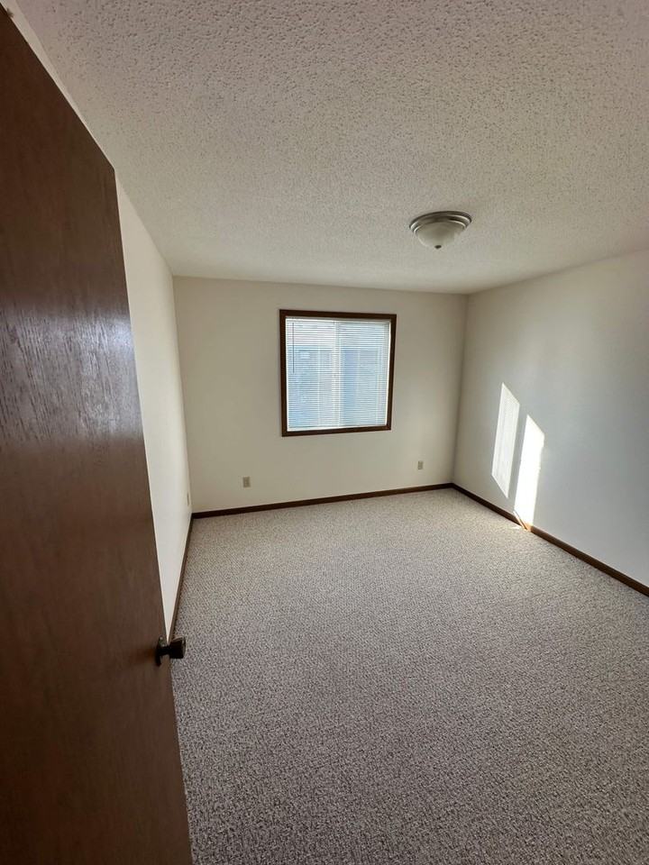 Mason City 24 - Photo 5 of 18