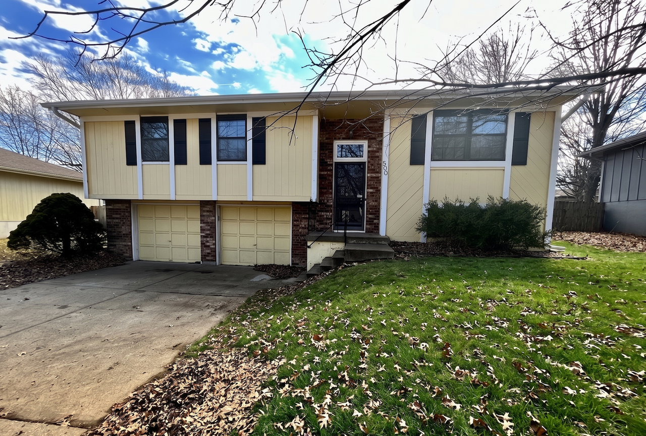500 Se Sherri Ln