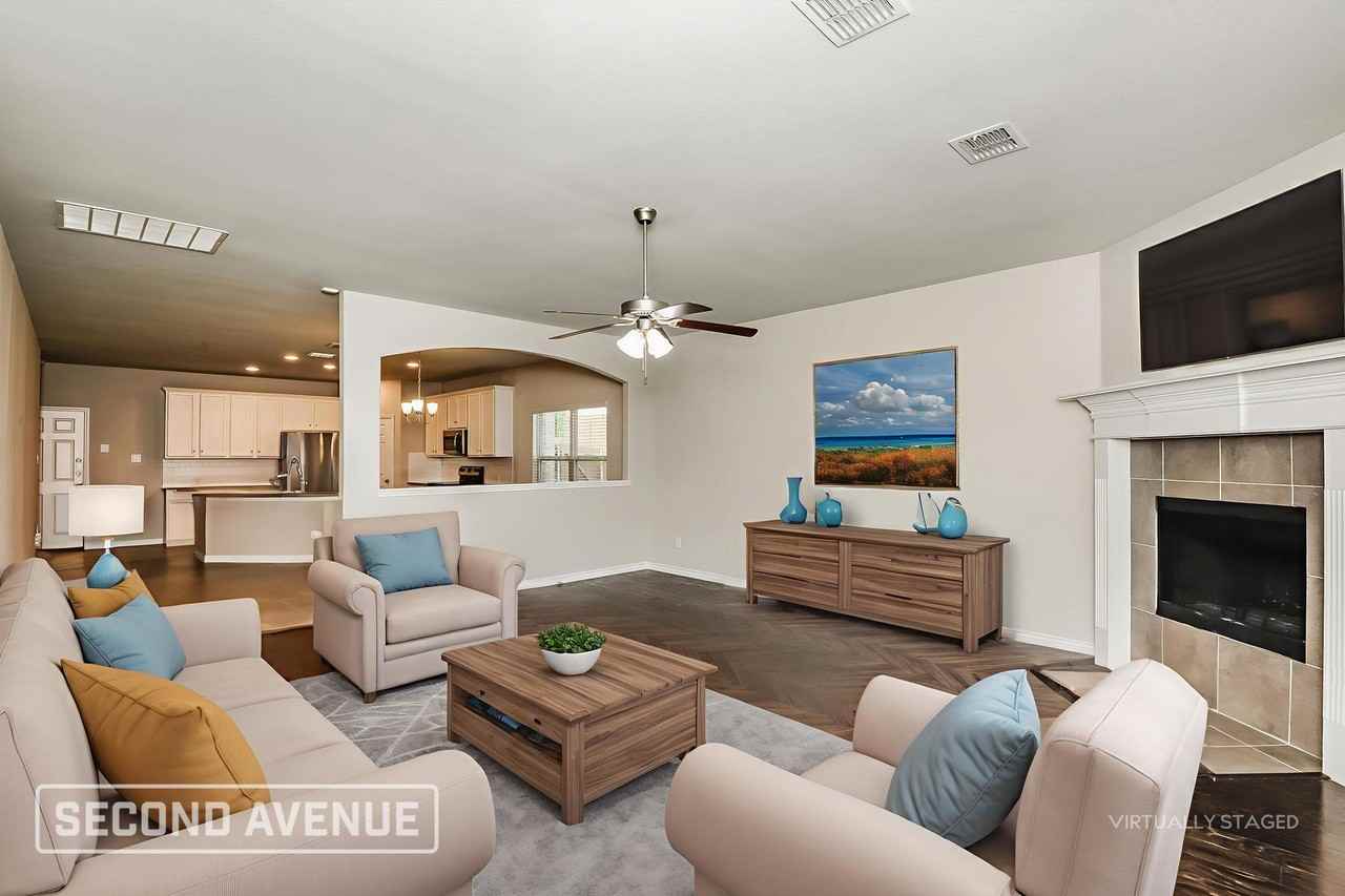 2109 Lorrie Ln - Photo 6 of 28