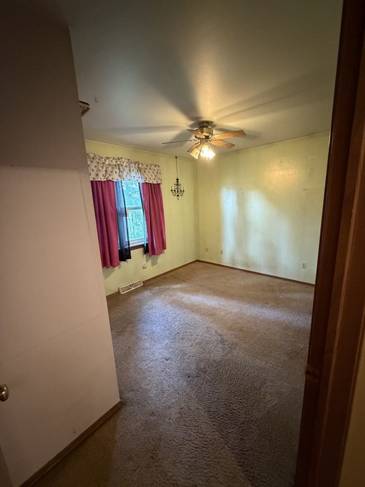 469 Dutton Ave #1 - Photo 7 of 12