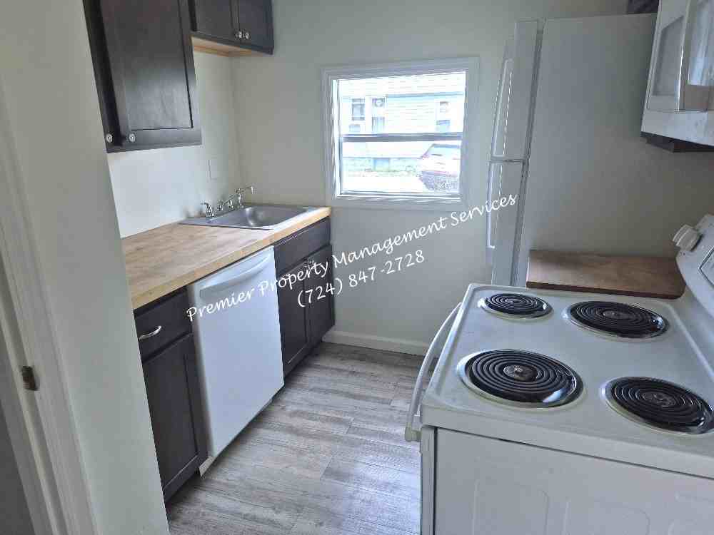 3401 45th St #B - Photo 7 of 14