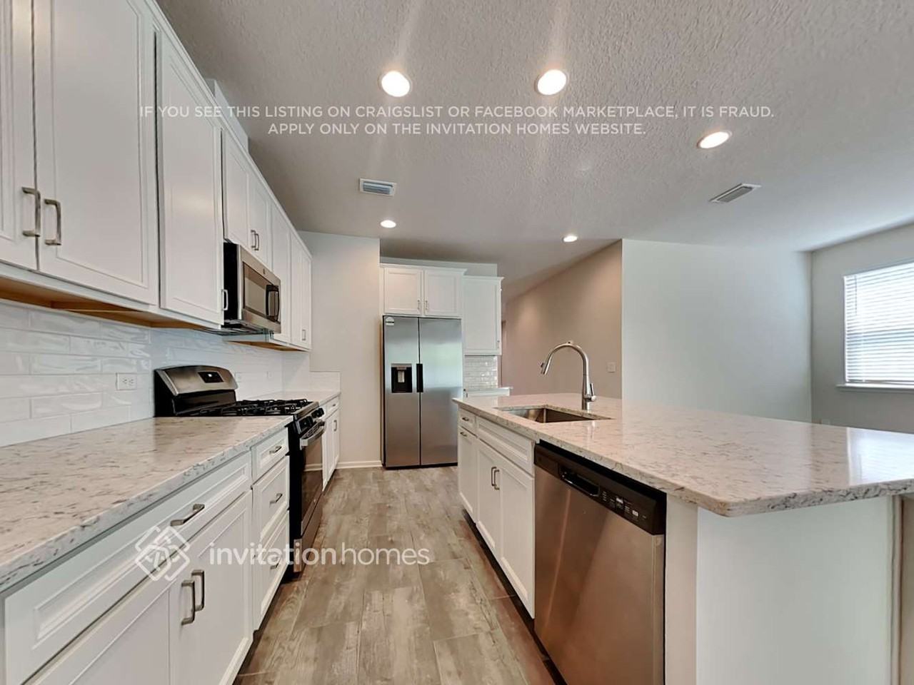 864 Honeycomb Trl - Photo 6 of 17