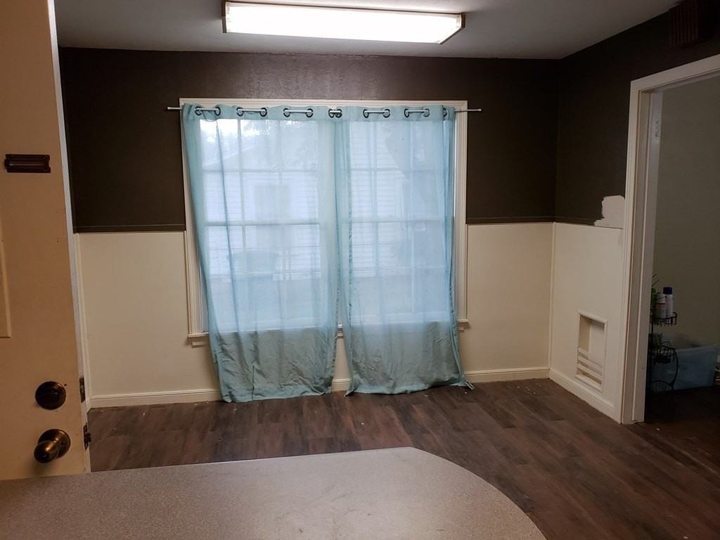 1516 Walnut St - Photo 5 of 8