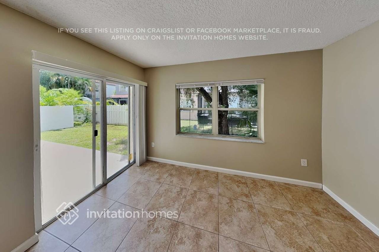 11766 Nw 1st St - Photo 6 of 19