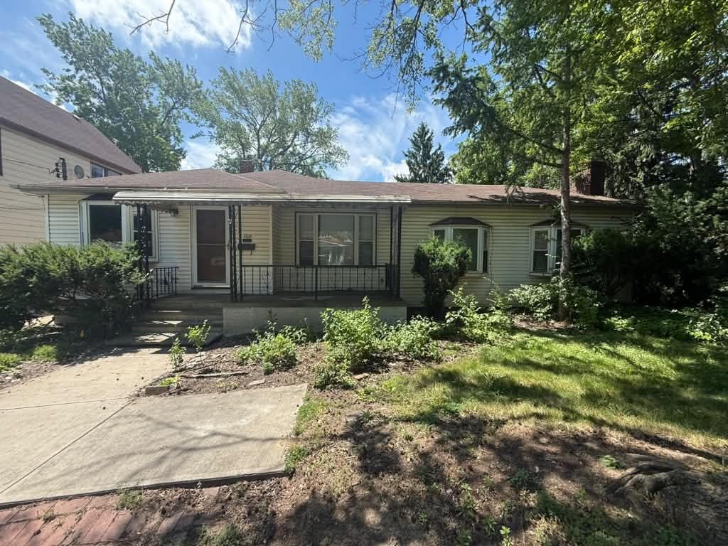 3816 Cullen Dr #1 - Photo 2 of 28