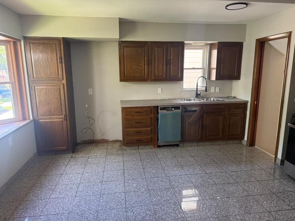 3816 Cullen Dr #1 - Photo 3 of 28