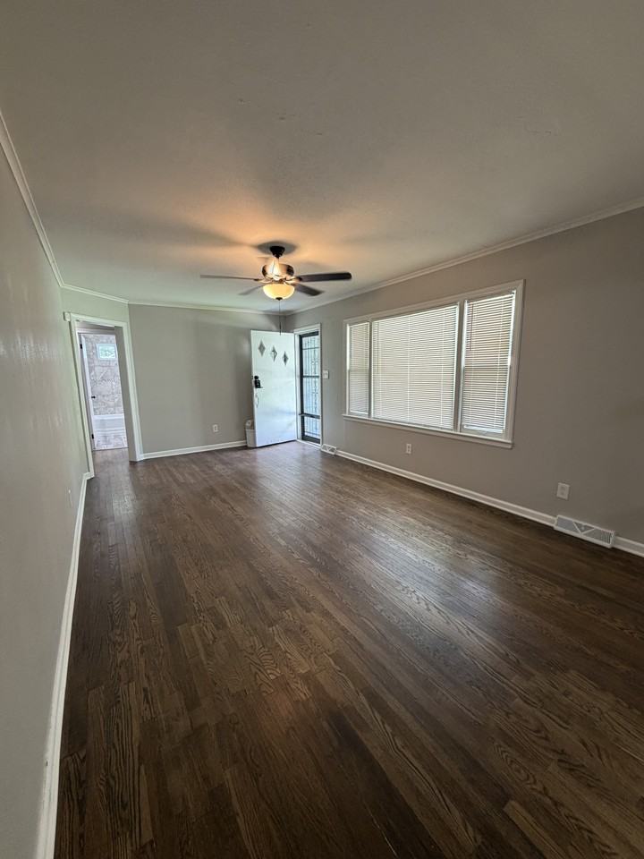 2725 N 47th Ter #1 - Photo 4 of 20