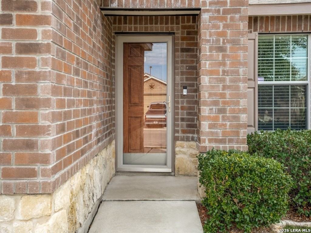 8922 Oakwood Park - Photo 2 of 12
