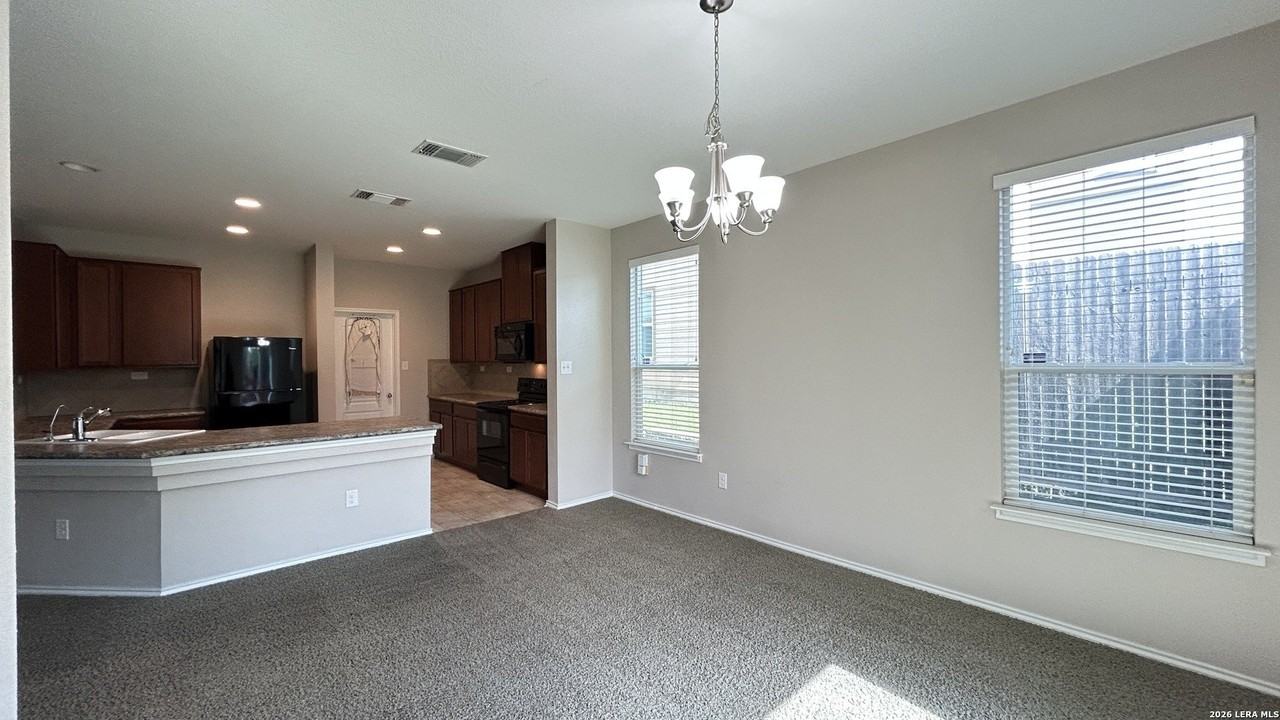 8423 Brazos Pt - Photo 7 of 29