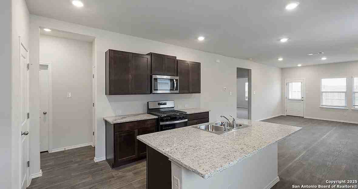 4843 Vogesite Path - Photo 5 of 34
