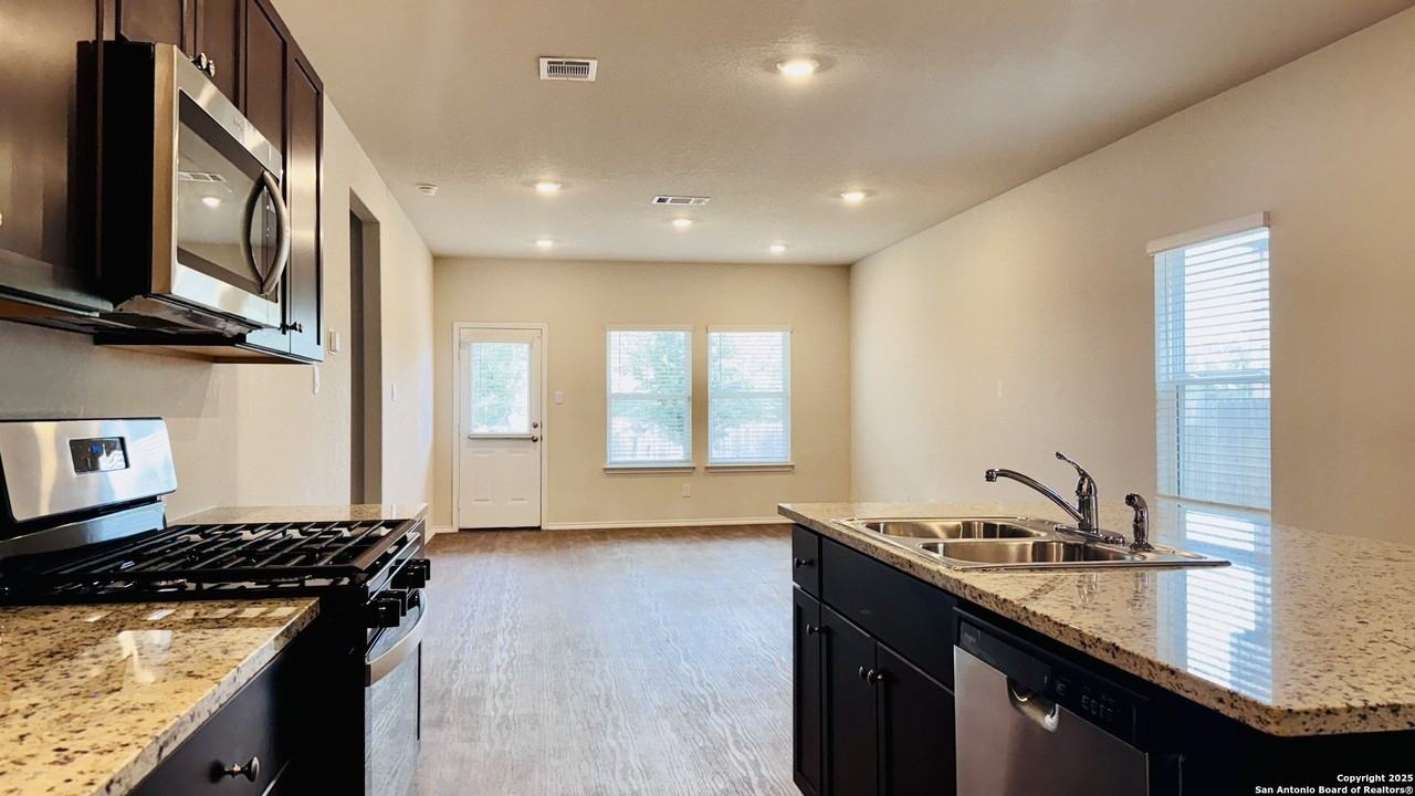 4843 Vogesite Path - Photo 7 of 34