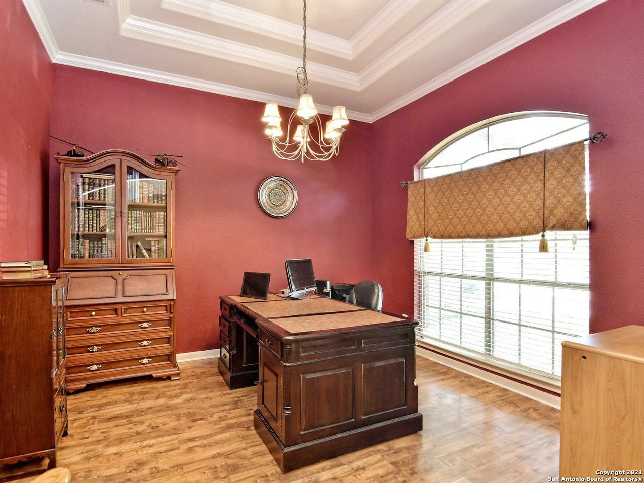 18506 Elmbrook - Photo 4 of 29