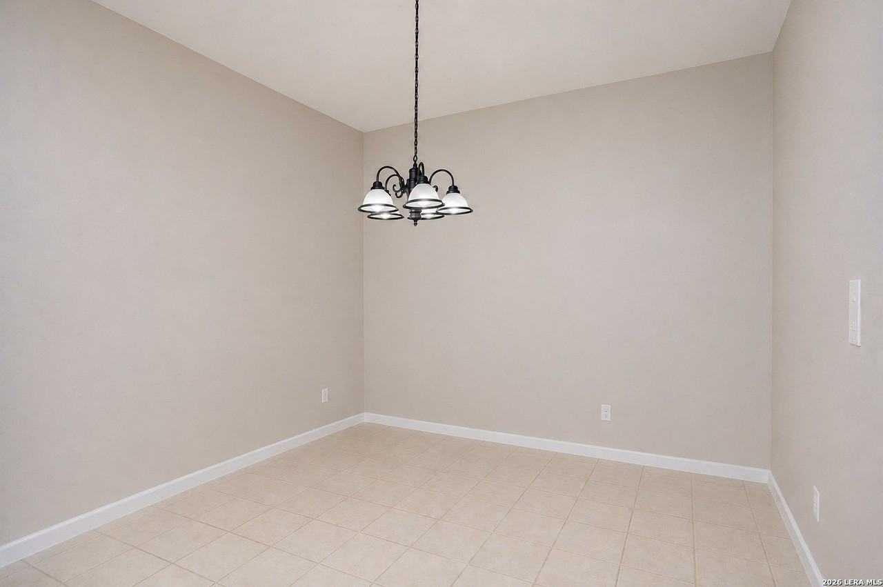1136 Berry Creek Dr - Photo 4 of 26