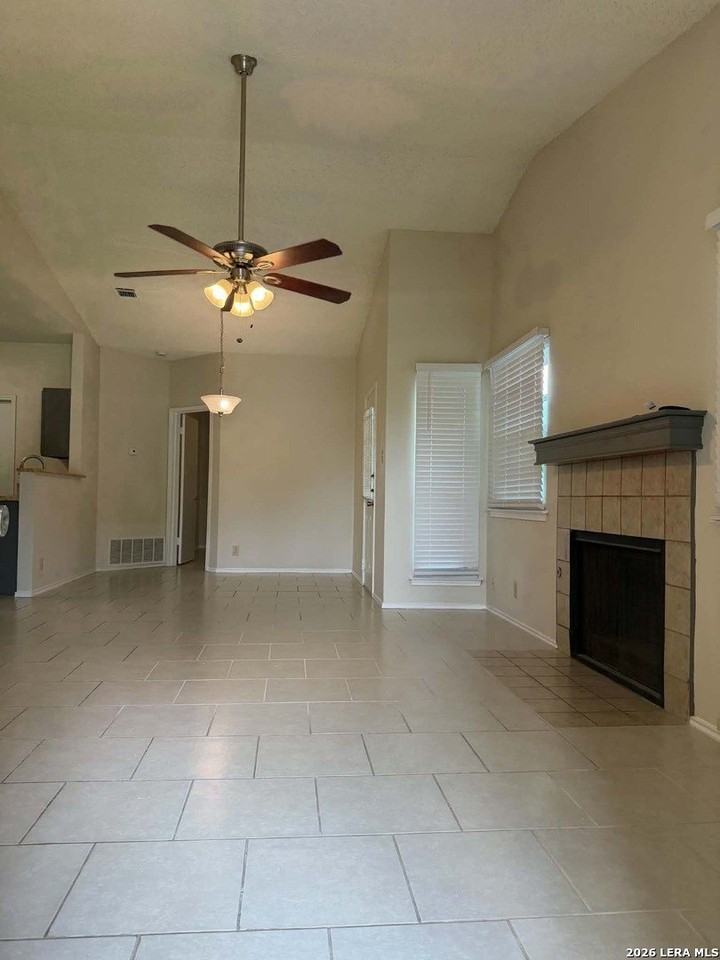 3431 Ridge Country St - Photo 6 of 20