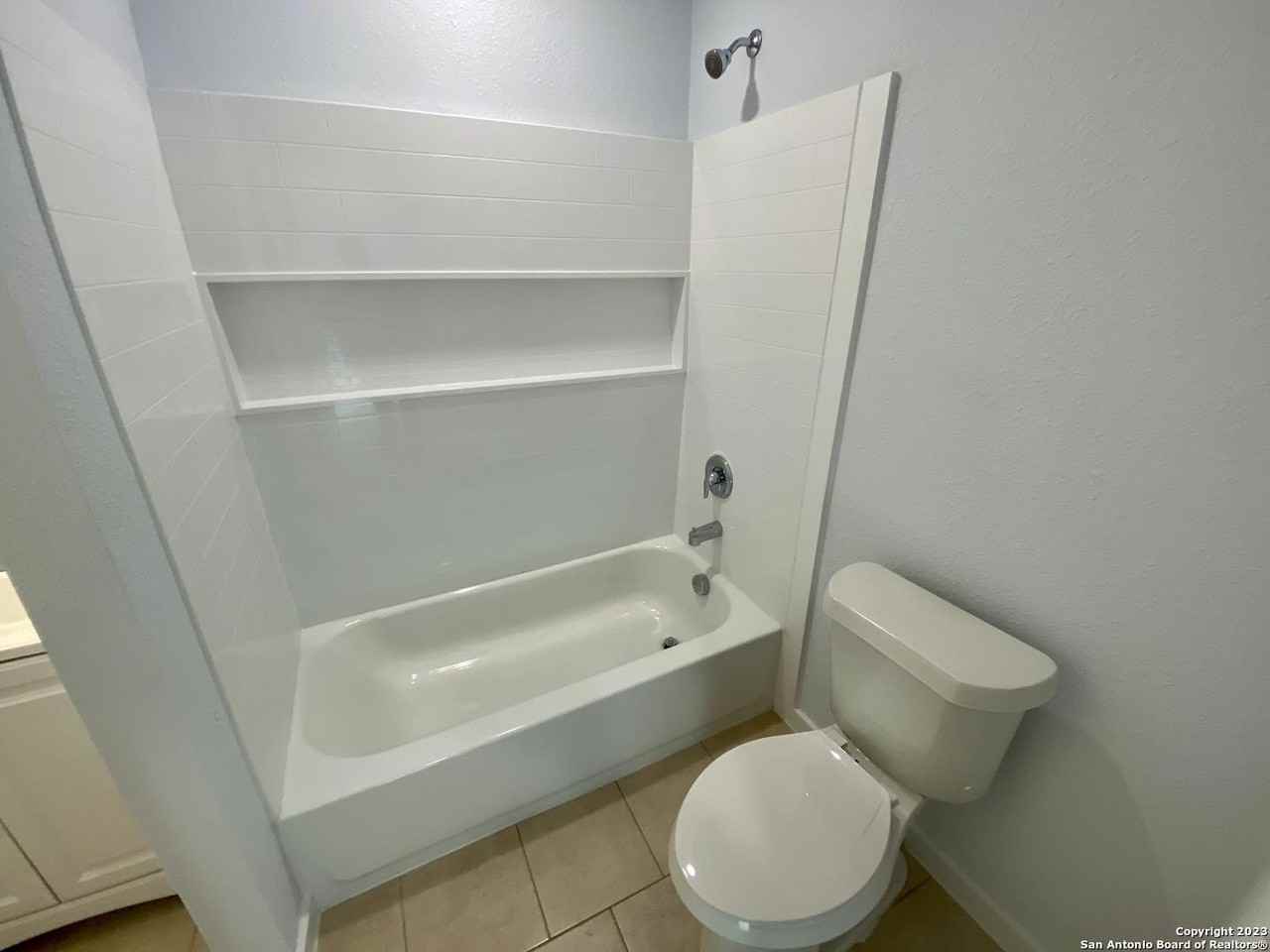 1632 S Hamilton St #102 - Photo 6 of 15