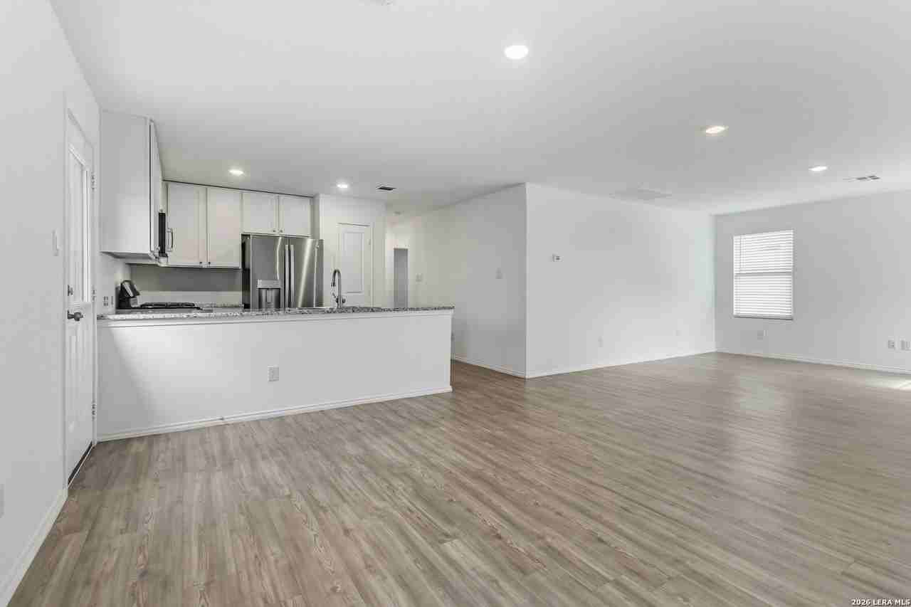 5155 Fowler Crst - Photo 7 of 20