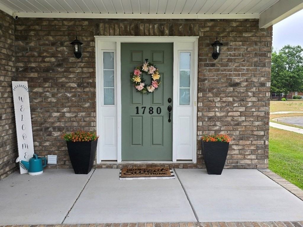 1780 Titanic Ct - Photo 2 of 39