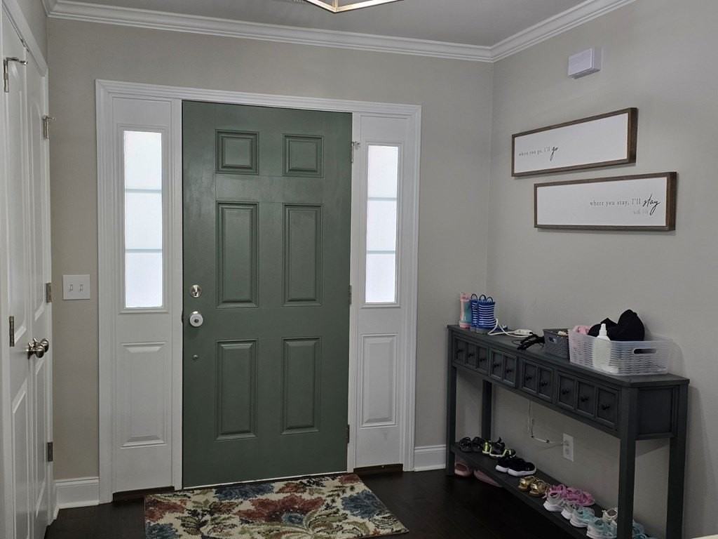 1780 Titanic Ct - Photo 3 of 39