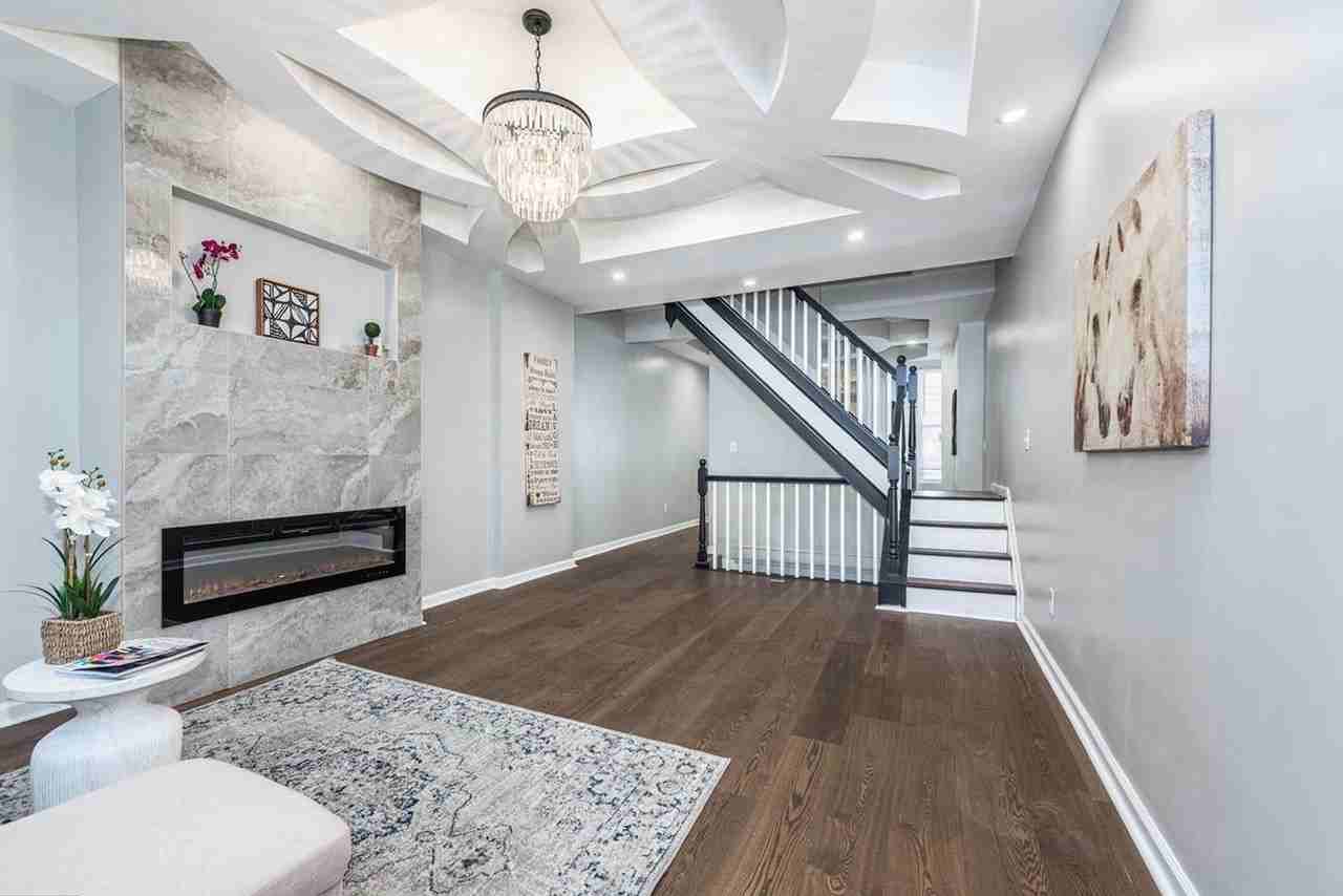 1715 E Oliver St Rm 3 #3 - Photo 7 of 11