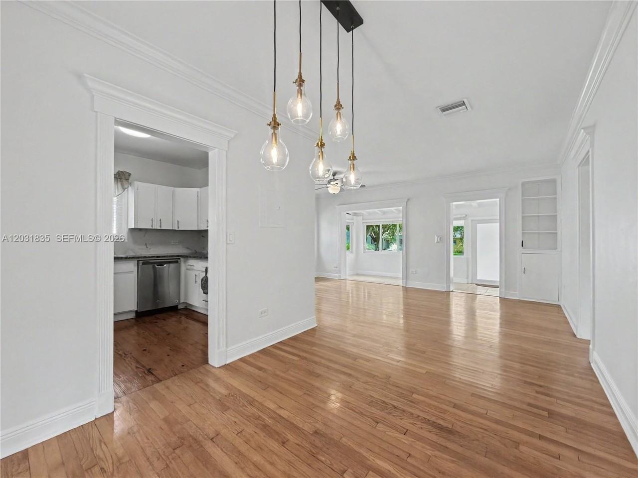 436 Lark Avenue - Photo 5 of 17