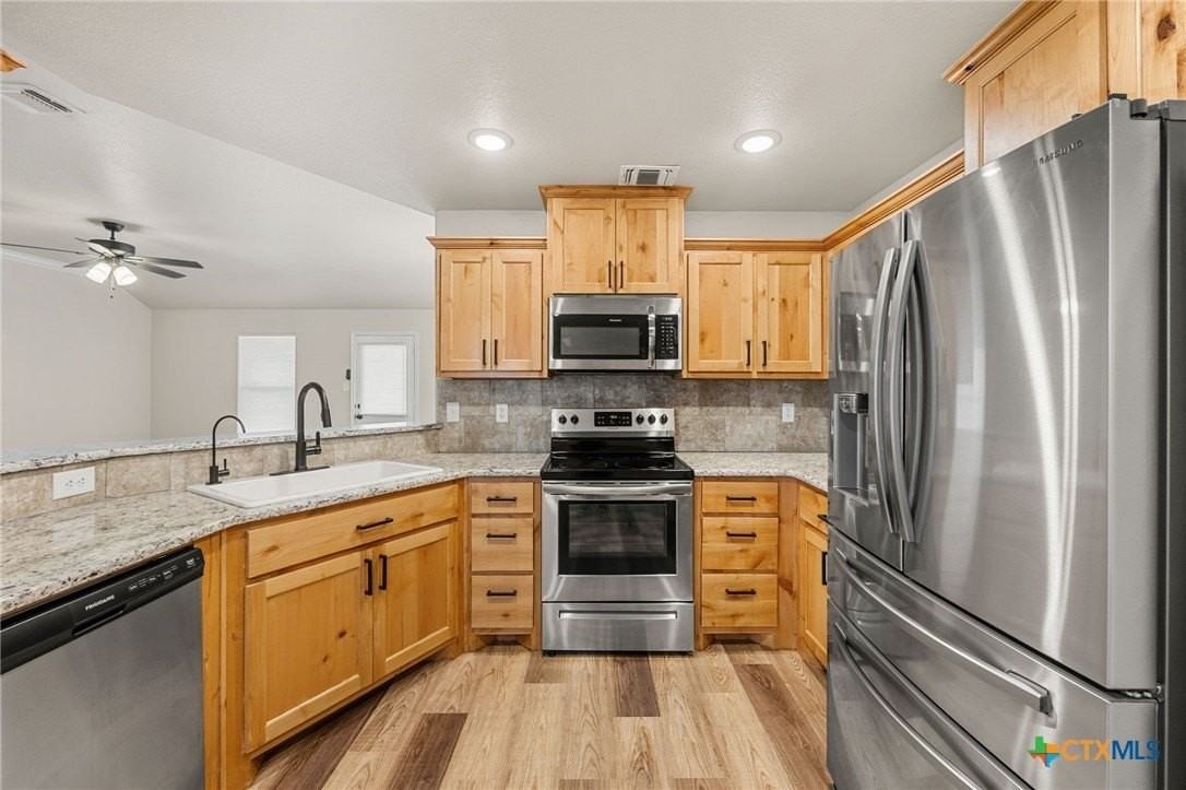 2668 Belle Hubbard Trl - Photo 5 of 32