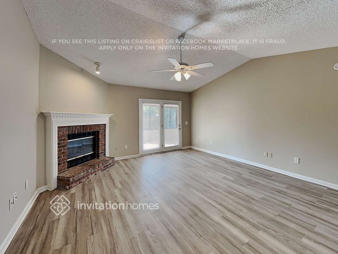 1562 Candice Ct - Photo 3 of 22