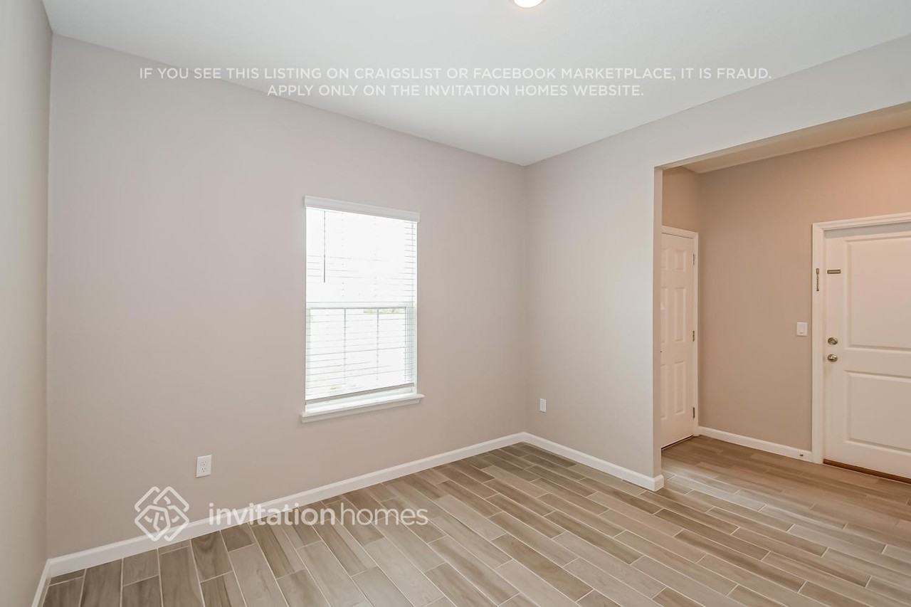 7954 Thyme Trl - Photo 5 of 22