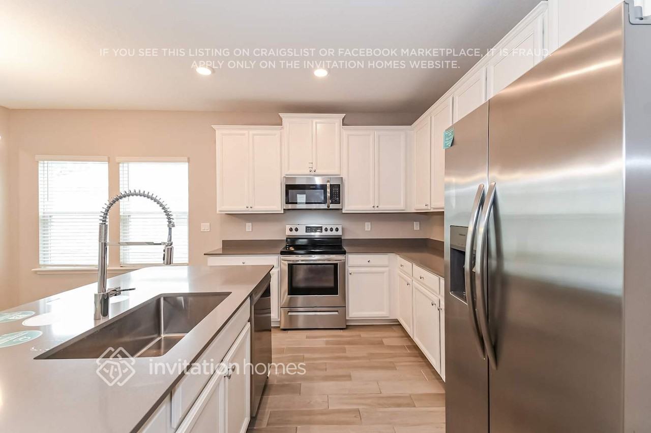 7954 Thyme Trl - Photo 7 of 22
