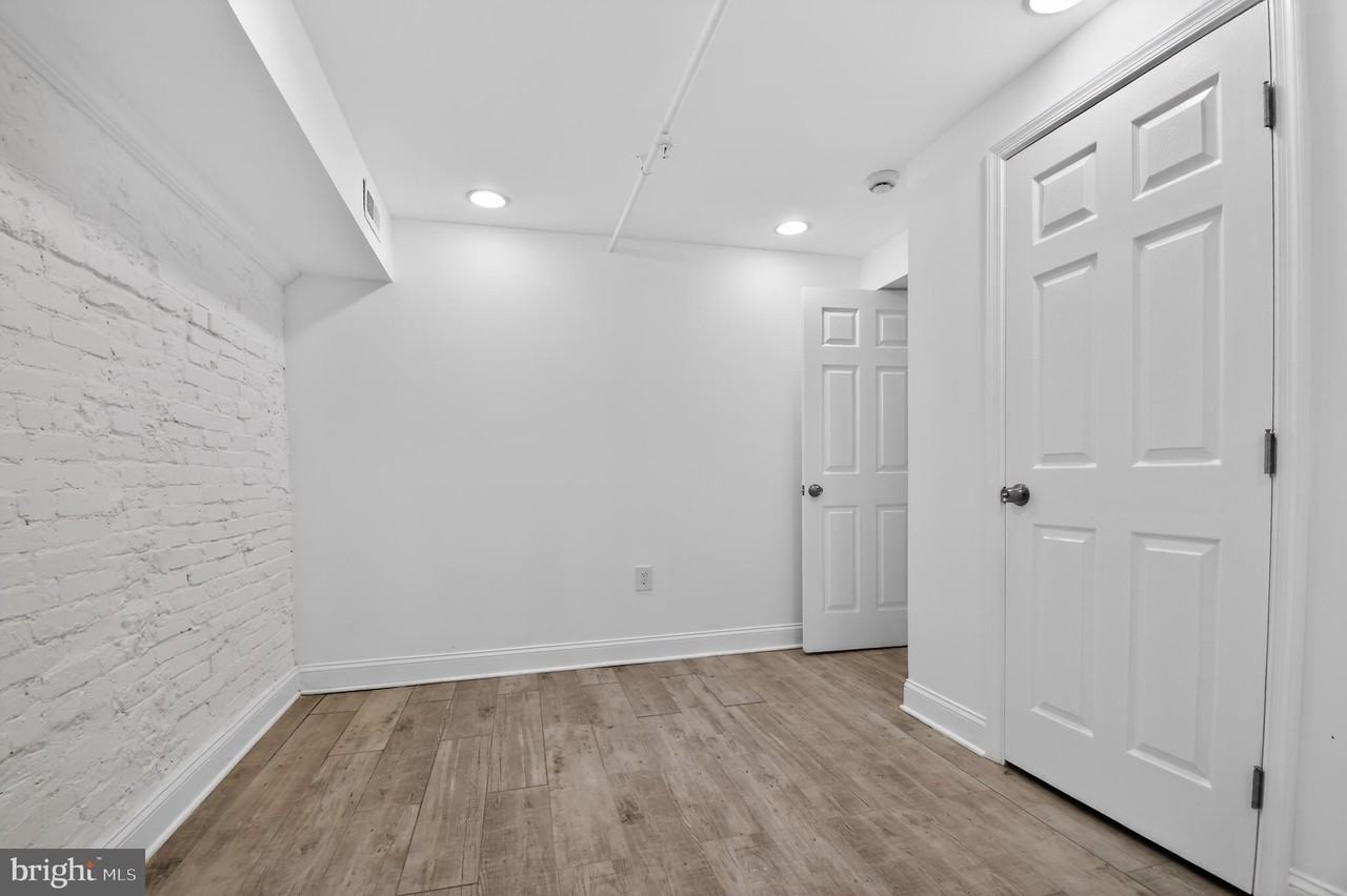 1707 N Capitol St Ne #1 - Photo 7 of 11