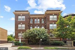 1420 Harvard St Nw #403 - Photo 1 of 1